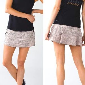 Lululemon Pace Rival Skirt - Dottie Dash Tan/Black - Size 6